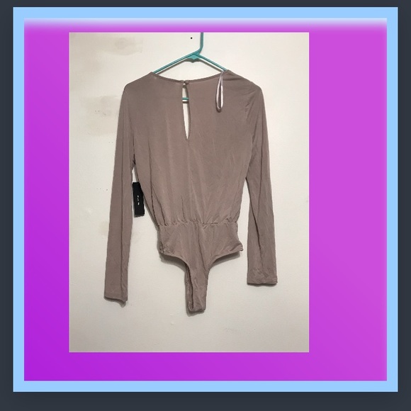 Striking Looks Long Sleeve Bodysuit - Picture 2 of 2